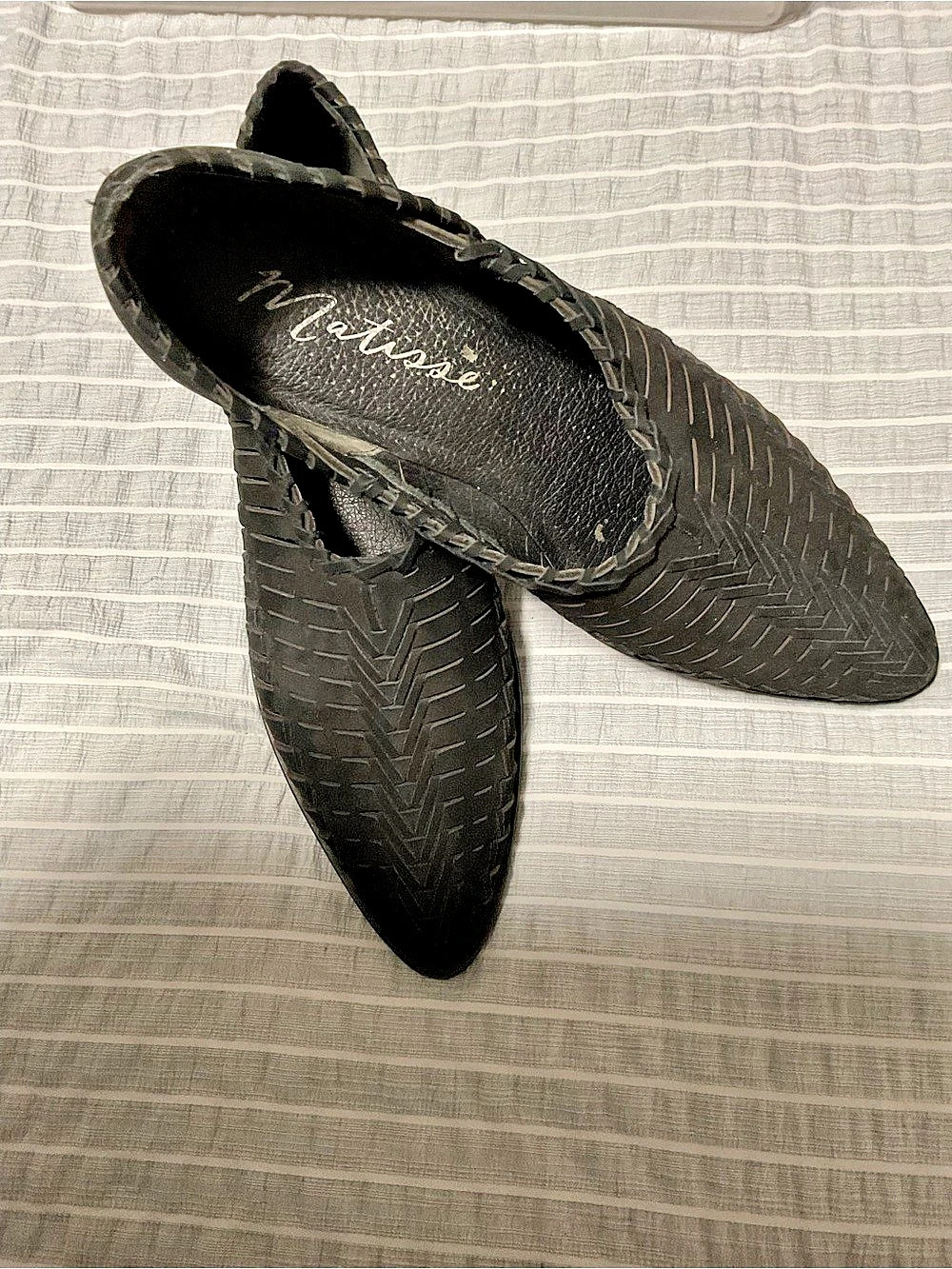 Matisse Pointed Toe Slingback Flats in Black size 8.5
